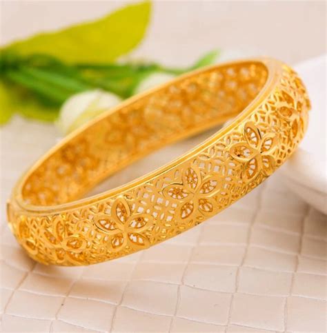 Beautifully Designed And Easy To Wear This Bangle Is The Ideal
