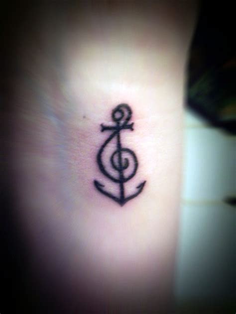 It can even be considered as one of the masculine design ideas. 10 Small Music Tattoos For Women - Flawssy