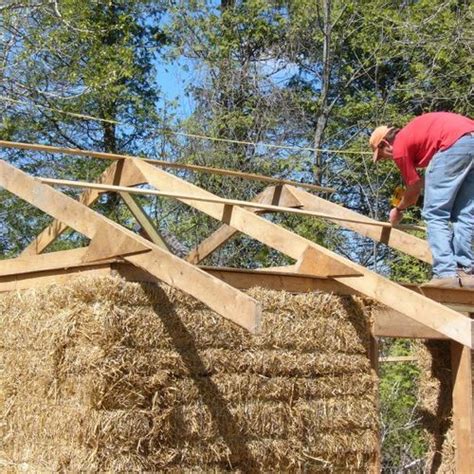 Straw Bale Walls For Northern Climates Greenbuildingadvisor Straw