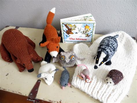itty bitty love: hand-knit story props for The Mitten by Jan Brett