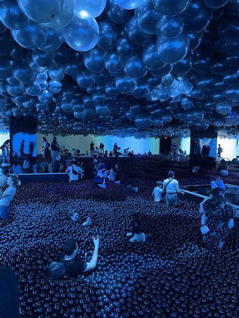 On The Scene: A First Look at New York City's Balloon Museum! - The