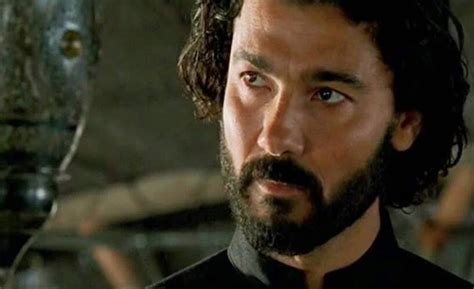 موقع غنيٌّ شامل؛ إعلاميُّ، وثقافيٌّ، وعلميٌّ، وأدبيٌّ يشارك فيه نخبةٌ من أهل العلم والفكر والدَّعوة، بإشراف الشيخ الدكتور سعد الحميد والدكتور خالد الجريسي. الحزن يخيّم على خالد النبوي | نواعم