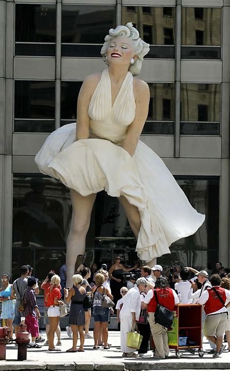 Marilyn Monroe Statue Reveals Famous Flare