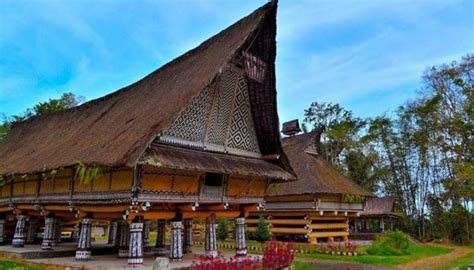 Rumah Adat Sumatera Utara Penjelasan Sejarah Dan Inspirasi Desain