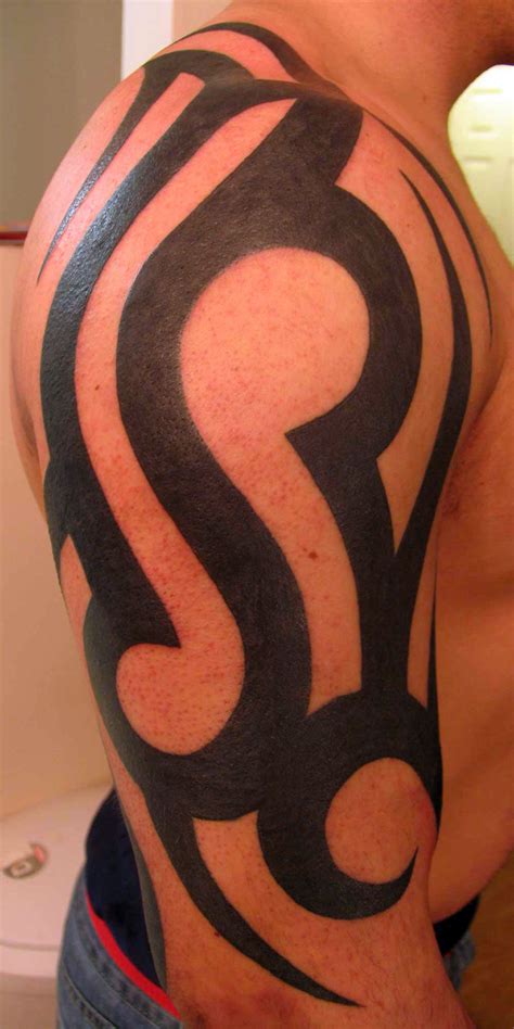 A tattoo right below where a short sleeve would fall looks amazing when visible because it flatters the shape of the arm. Upper Arm Sleeve Tattoos For Men | Cool Tattoos - Bonbaden