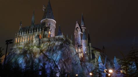 You will definitely choose from a huge number of pictures that option that will suit you exactly! lightning hogwarts in harry potter hd movies Wallpapers ...