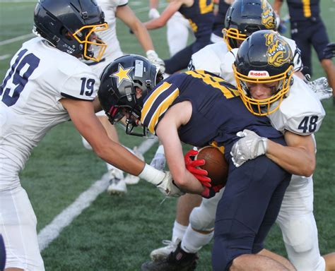 Olmsted Falls Football Bulldogs Gear Up For Avon In Battle Of Swc Co