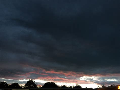 fotos gratis ligero nube cielo puesta de sol noche amanecer atmósfera oscuridad clima