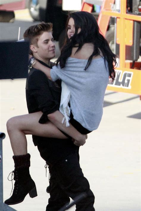 Justin Bieber Took Selena Gomezs Virginity — Reportedly