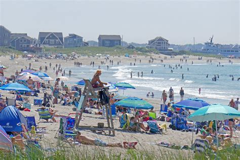 Rhode Island Beaches 2023 Guide To Public Access Parking Fees