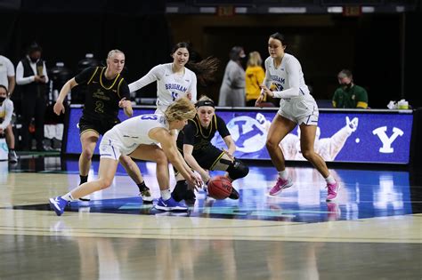 Byu Women S Basketball Moves On To Wcc Championship After Dominant