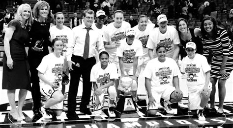 Uconn women's basketball, storrs, ct. UCONN WINS 2014 NCAA NATIONAL CHAMPIONSHIP IN WOMEN'S BASKETBALL - Dallas Post Tribune