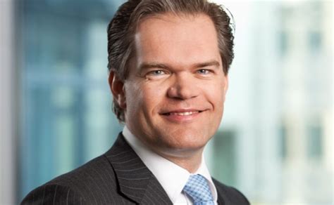Weitere informationen zu deutsche bank. Streit um designierten Aufsichtsrat Stefan Simon