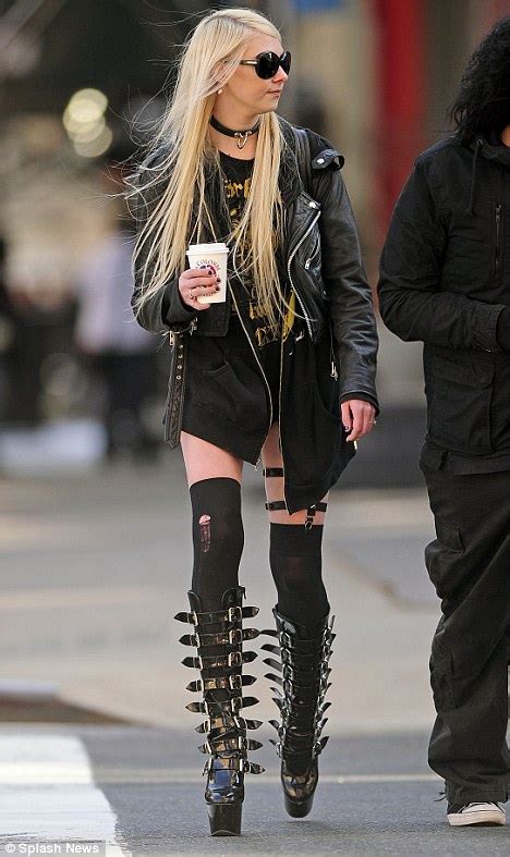 Taylor Momsen Manoeuvres The Streets Of New York In A Pair Of Extreme