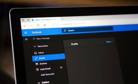How To Use Dark Mode In Outlook