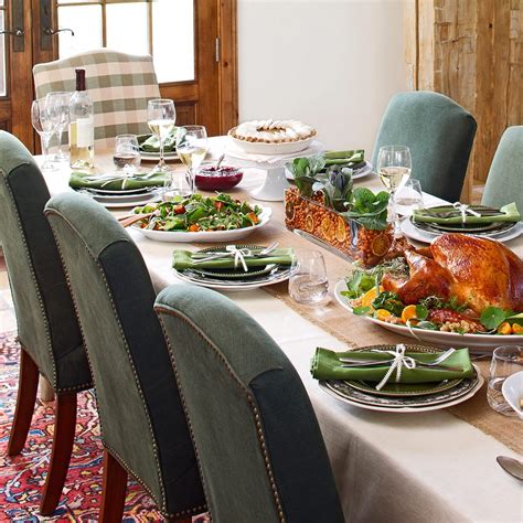 25 Gorgeous Thanksgiving Table Ideas Taste Of Home