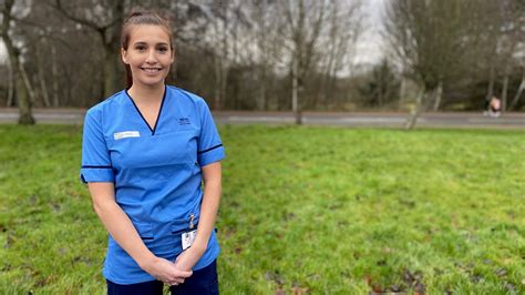 Working As A Nurse Sarahs Story Bbc Bitesize