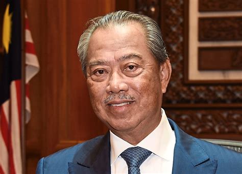 Tan sri dato' haji muhyiddin yassin (born 15 may 1947) is a malaysian politician and the deputy president of the united malays national organisation (umno), the main component party of the ruling barisan nasional coalition. StarProperty Pullout