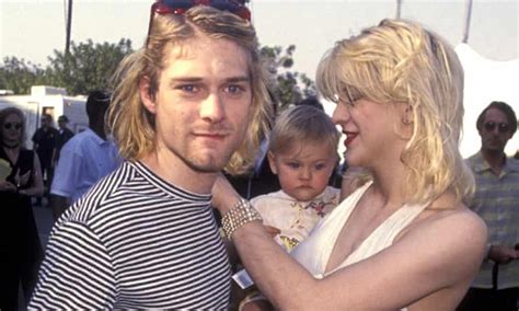 Kurt Cobain And Courtney Loves Former Apartment Listed On Airbnb