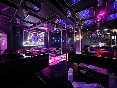 where to party in manila nightlife in manila just in travel