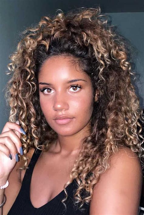 15 Amazing Styles That You Can Do With Your Long Curly Hair Curly