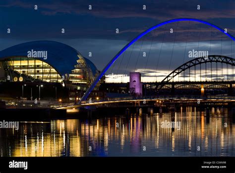 The Sage Gateshead And The River Tyne Bridges At Night Stock Photo Alamy