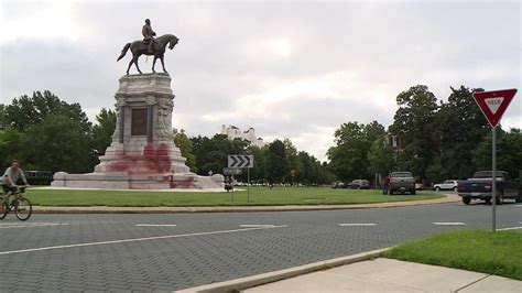 Robert E Lee Monument In Vandalized In Virginia