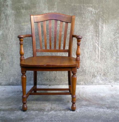 Antique Wooden Captains Chair Larrylamar