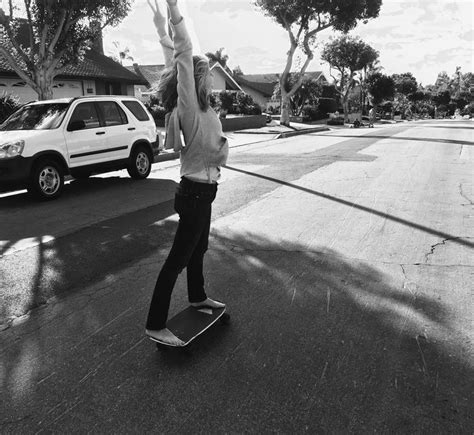 skater girlskater skateboard skateboard photography longboarding skate girl