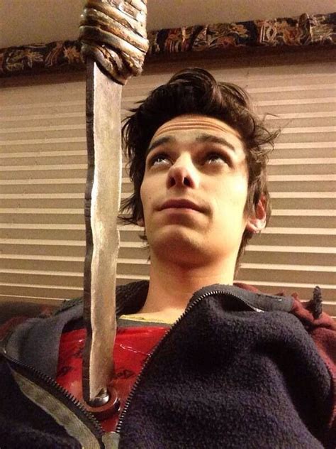 devon devon bostick the 100 the 100 grounders