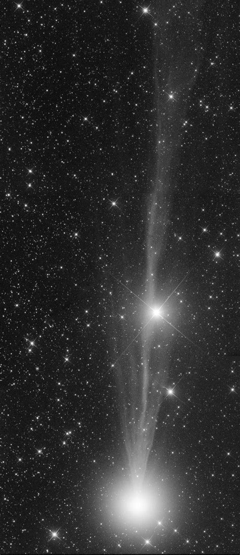Photo Of Comet Lovejoy Q2 Taken On 21122014 By Gerald Rhemann