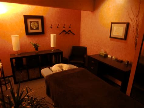 Relaxing Massage Treatment Rooms At Second Narrows Massage Therapy Second Narrows Massage