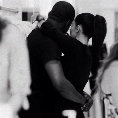 Kim Kardashian And Kanye West Involved In Sex Tape Kover