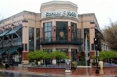 It offers digital content, retailer books and educational products and stands as the largest national book store chain in america. Barnes and Noble in Bethesda Maryland is Closing