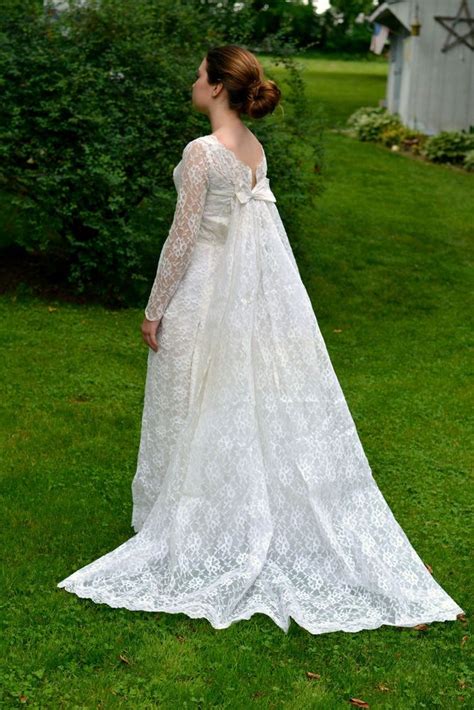 Vintage 1960s White Lace Wedding Gown Column Dress Detachable Train