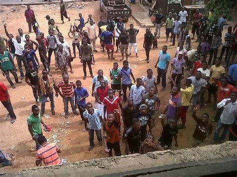 I heard about the rumour that sunday igboho has been arrested at guru maharaji place. Sunday Igboho Lead Protest For Oduduwa Republic Nation ...