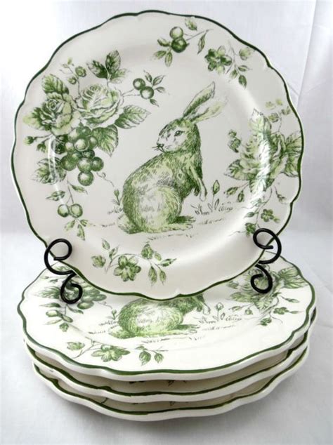 Pin By Suzanne Dean On Househome Bunny Plates Easter Plates Rabbit