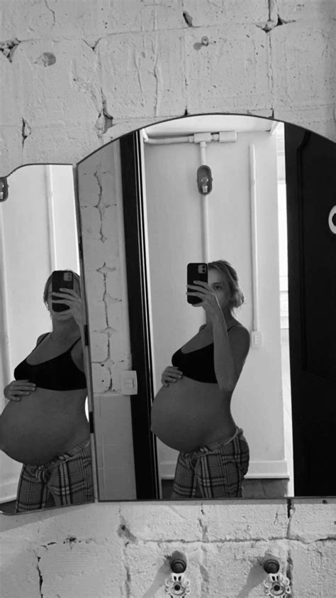 pregnancy pregnant preggers preggo belly pregnant kink twin pregnancy isa scherer need