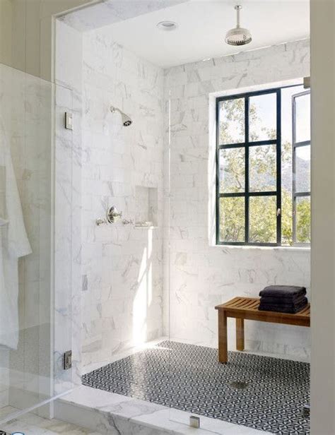 They both have the effect of enlarging small spaces by this luxurious bathroom is quite elaborate in its black and white bathroom tile ideas. 31 black and white marble bathroom tiles ideas and pictures