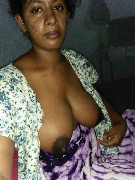 Indian Cheating Wife Selfie For Bf 10 Pics