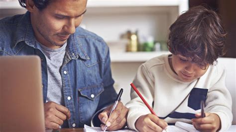 La Mitad De Padres Cree Que Los Deberes Perjudican La Vida Familiar