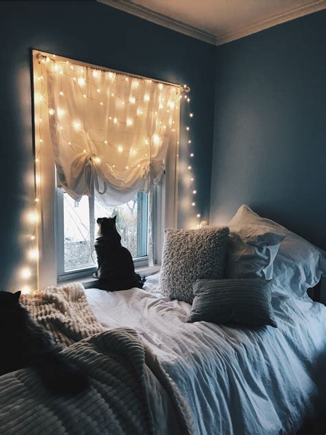 Dark Blue Aesthetic Bedroom - Rokok Entek