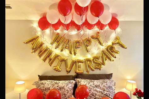 Beautiful Anniversary Special Balloon Decoration with Happy Anniversary ...