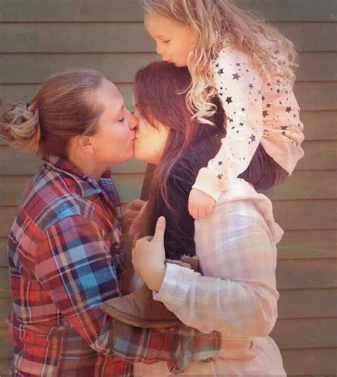 Famous Mothers And Daughters Lesbian Fotos Altyazili Porno