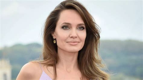 When Did Angelina Jolie Lose Her Virginity Firstcuriosity
