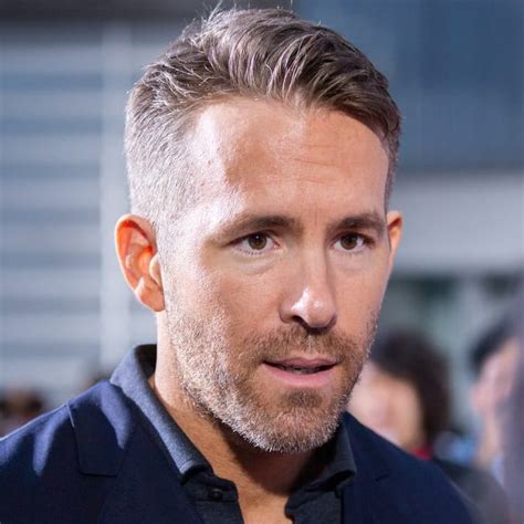 As mentioned above, this is a fairly ryan reynolds short haircut, but it still provides some classic style. How To Get The Ryan Reynolds Haircut 2020 | Men Hairstylist