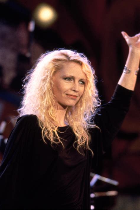 4067 translations, 2 transliterations, 12941 thanks received, 829 translation requests fulfilled for 333 members, 40 transcription requests fulfilled, added 22 idioms, explained 38 idioms, left 6281 comments Patty Pravo, beauty evolution della regina del Piper ...