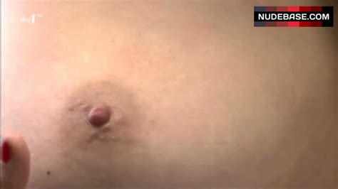 Dawn Porter Shows Breasts My Boobs Could Kill Me 2 28 NudeBase Com