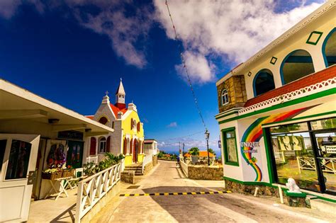 Saba Is One Of The Caribbeans Most Beautiful Islands Heres How To