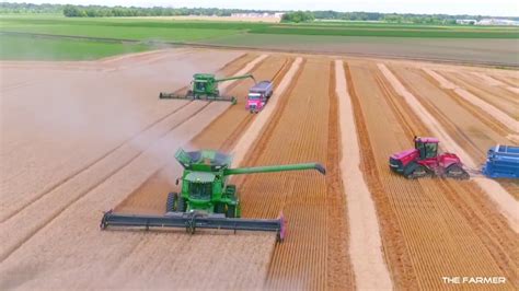 Wheat Harvesting Machines 2017 The Farmer Youtube